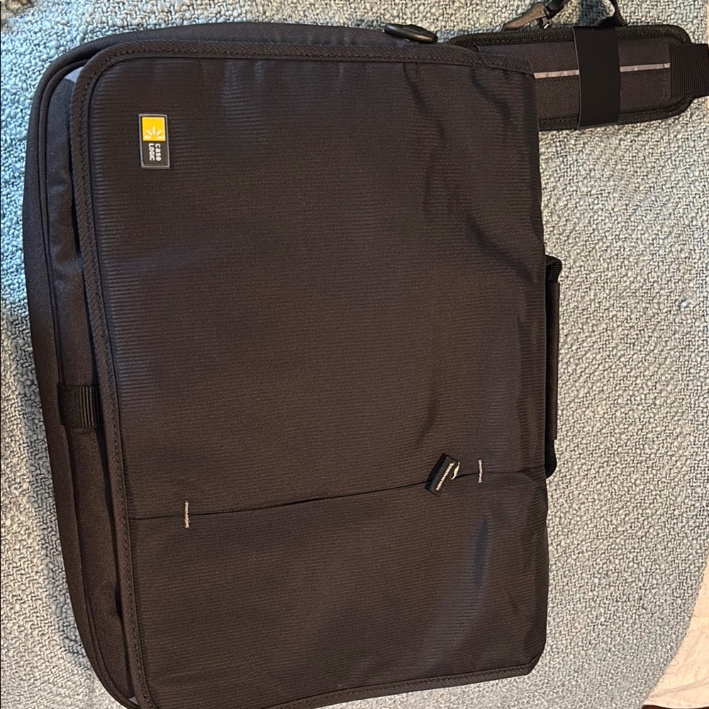 Case Logic Black Laptop Bag NWOT